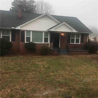 3212 Howland Drive