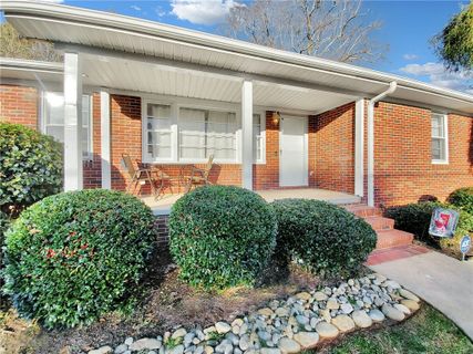 210 Tiffany Drive sold home in Pinecrest, Easley, SC