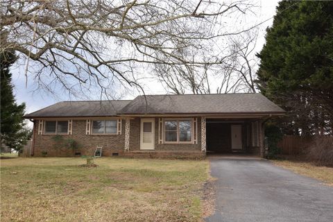4077 Brookfield Drive