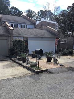 220 Holiday East Lane sold home in Holiday Shores, Clemson, SC