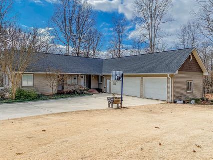 108 Hazelwood Way sold home in Verner Place, Walhalla, SC