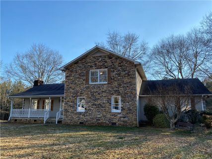 307 Pinecrest Road
