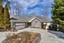 216 S Summit Drive sold home in Seneca, SC