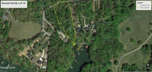 302 Coves End Pointe sold home in Sunset Pointe, Seneca, SC