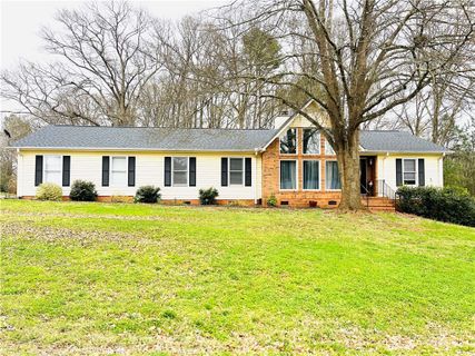 1410 Hilltop Drive sold home in Kingsley Hills, Anderson, SC