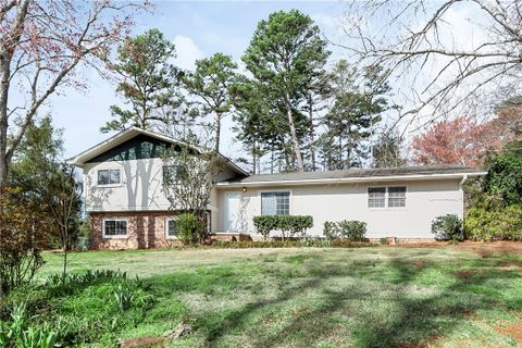1842 Sequoya Way