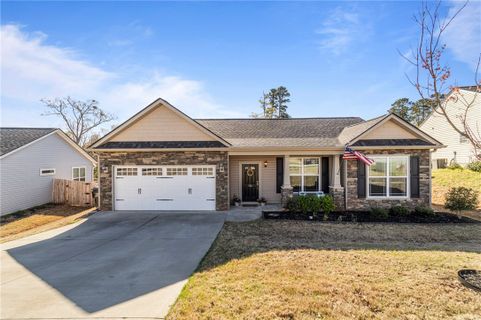 106 Alberta Circle