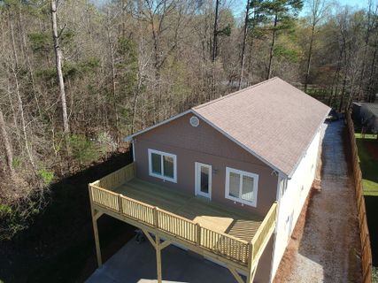 381 Lake View Drive sold home in Hartwell Shores, Lavonia, GA