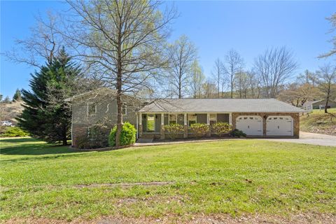 322 Hillandale Road