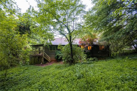 305 Lancelot Drive