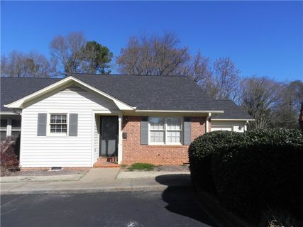2043 Cardinal Park Drive