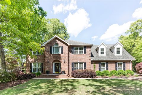 208 Oakmont Drive sold home in Oakmont-Anderson, Anderson, SC