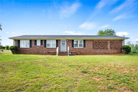 105 King James Road sold home in Dalton, Seneca, SC