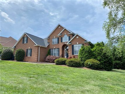100 Grassy Knoll Way