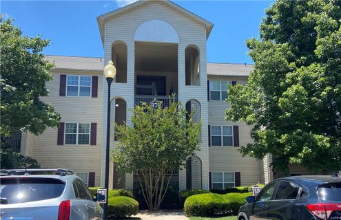 170 Wexford Drive 205