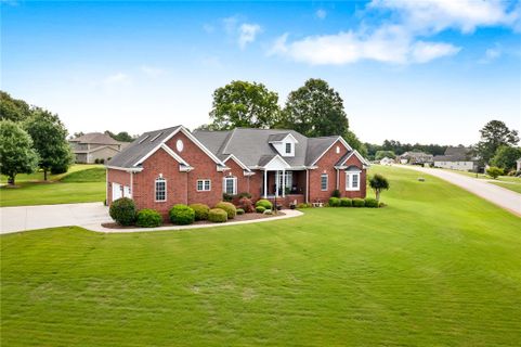 100 Hawks Nest Road