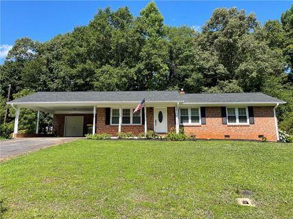 3031 Forest Drive