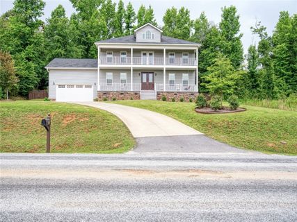 579 Issaqueena Trail