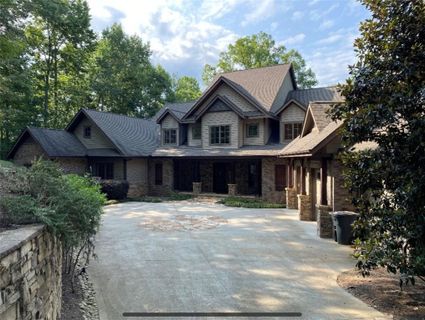 104 Paw Paw Way