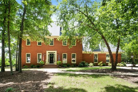 101 Oakmont Drive