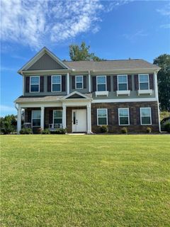 110 Avendell Drive
