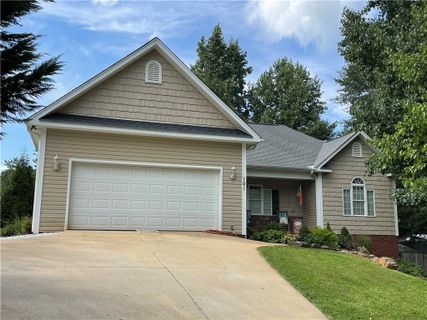 101 Jamlette Drive sold home in Fairfield Estates, Walhalla, SC
