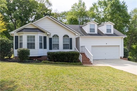 207 Sussex Way