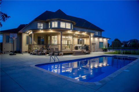 1000 Fallon Lane