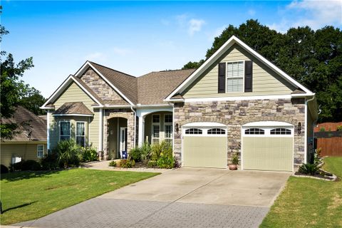 144 Stone Cottage Drive