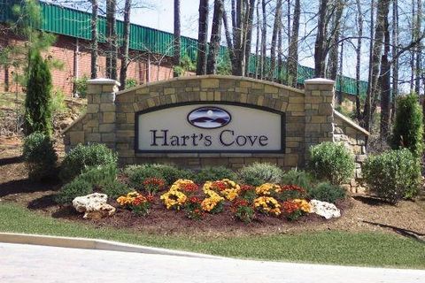 121 Harts Cove Way