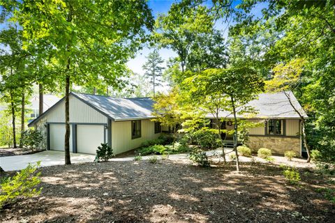 Previously sold for $478,365