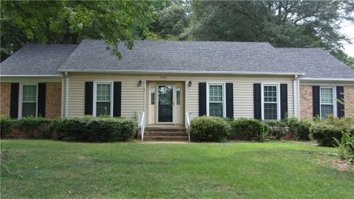 4938 Bridle Path Lane sold home in Meadowbrook, Greenville, SC