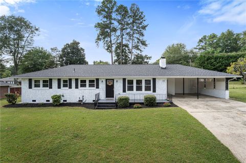 2306 Poplar Lane