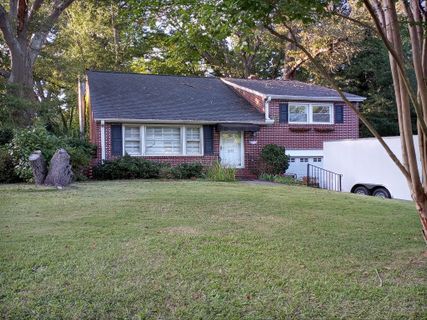 211 Forest Hill Drive sold home in Woodland Height, Anderson, SC