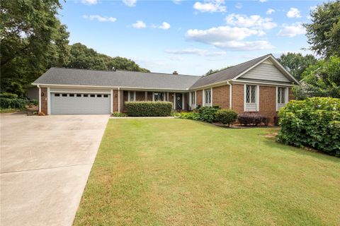 204 Hearthstone Drive sold home in Knoxwood Estate, Anderson, SC