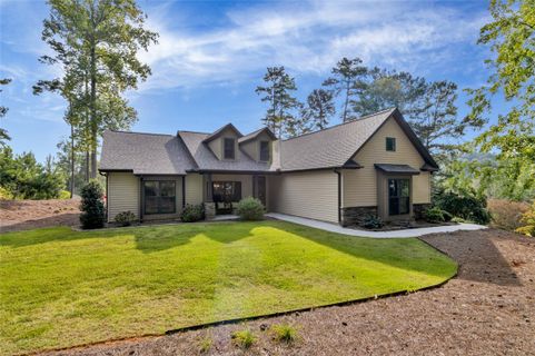 5 Bluebird Court sold home in White Oak Cliff, Seneca, SC