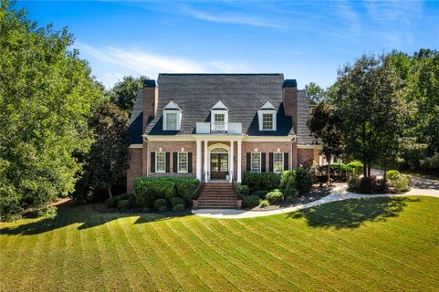 114 Loudwater Drive