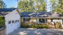 1436 Coneross Point Drive sold home in Seneca, SC