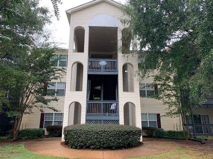131 Wexford Drive 103